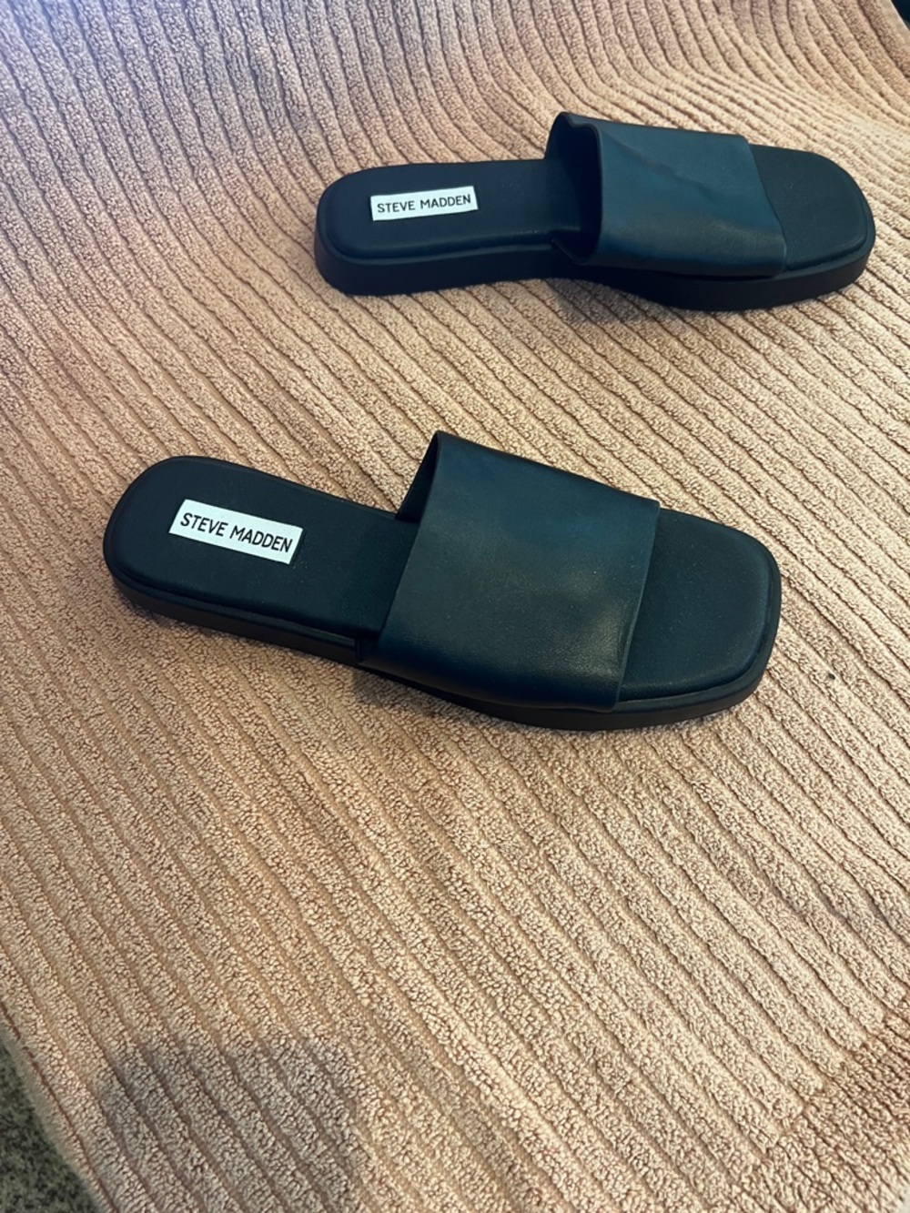 Steve Madden Dakoda Sandal anew without tags - Picture 2 of 6